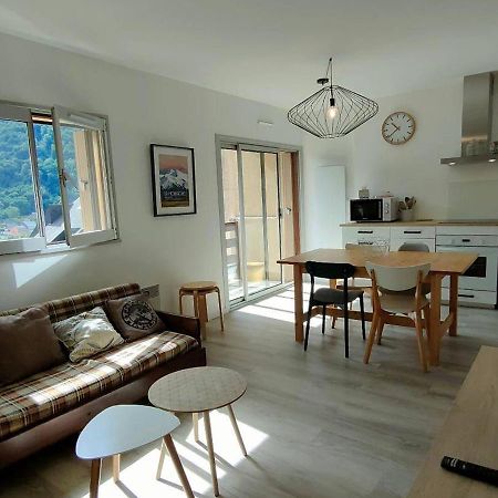Appartement Renove 4 Pers Avec Parking A Cauterets - Fr-1-234-242 Exterior photo